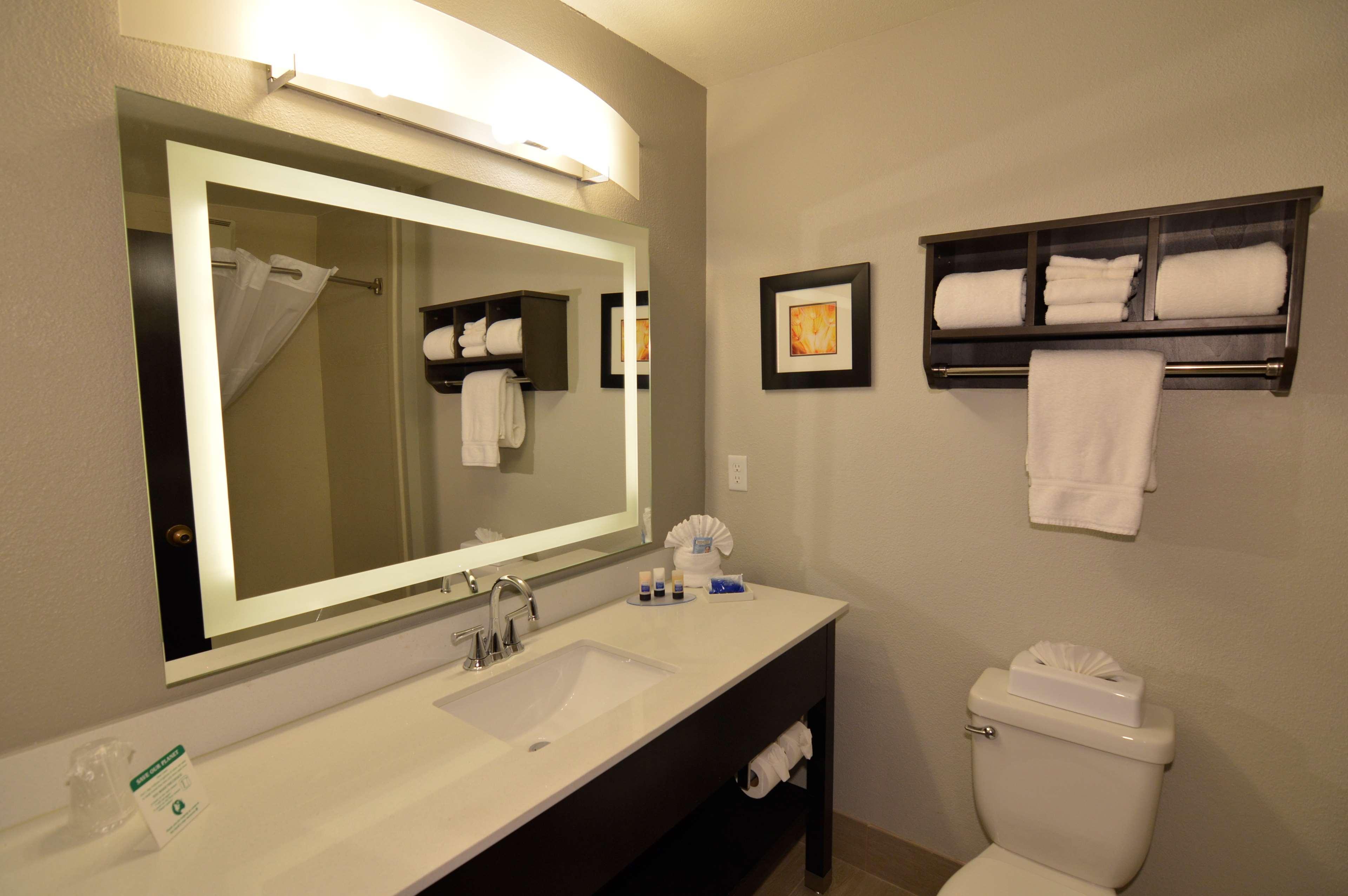 Best Western Plus Liberal Hotel & Suites Esterno foto