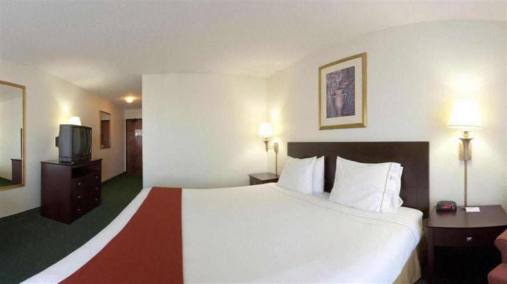 Best Western Plus Liberal Hotel & Suites Esterno foto